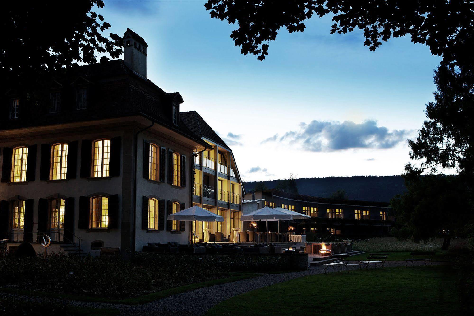 Schloss Huenigen Hotel